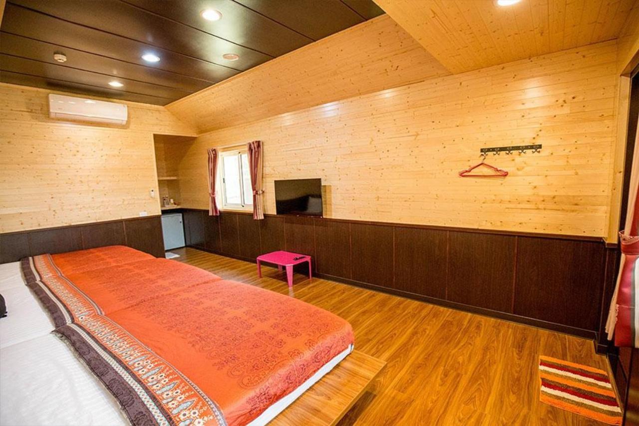 Xiaoliuqiu Happy House B&B Extérieur photo